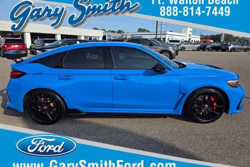 2025 Honda Civic Type R — a typically priced live listing