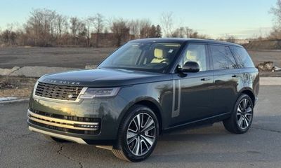 2026 Land Rover Range SE