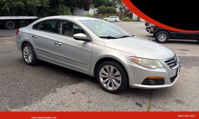2010 Volkswagen Passat Sport