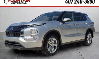 2024 Mitsubishi Outlander ES