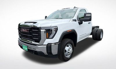 2026 GMC Sierra HD Pro