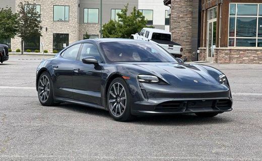 2020 Porsche Taycan Turbo S
