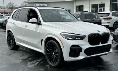 2023 BMW X5 XDRIVE40I