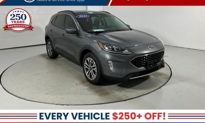 2021 Ford Escape SEL