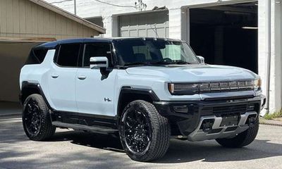 2025 GMC Hummer EV SUV 2X