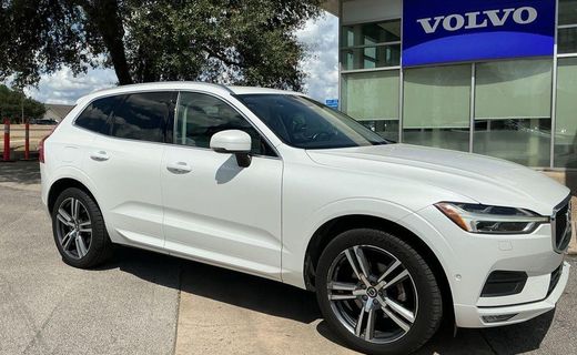 2018 Volvo XC60 Momentum