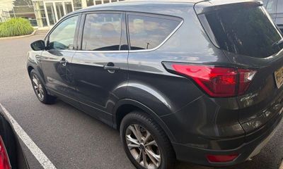 2019 Ford Escape SE