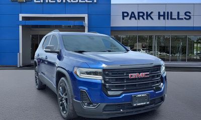 2023 GMC Acadia SLT