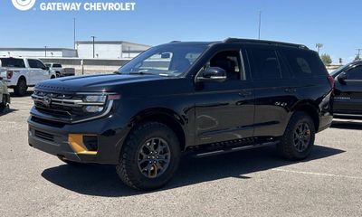 2025 Ford Expedition Tremor