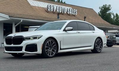 2022 BMW 740LI 740I