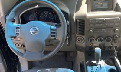 2004 Nissan Armada