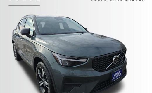 2026 Volvo XC40 Core