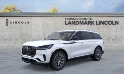 2026 Lincoln Aviator Base