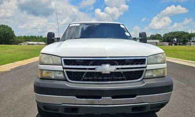 2006 Chevrolet Silverado C2500 Heavy Duty