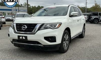 2020 Nissan Pathfinder SL