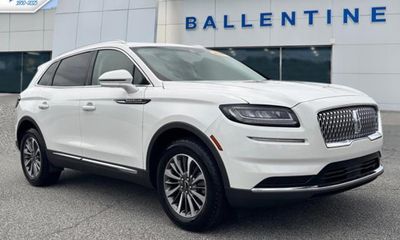 2023 Lincoln Nautilus Standard