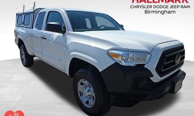 2022 Toyota Tacoma SR5