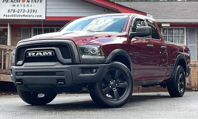 2019 Ram 1500 SLT