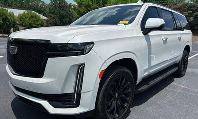 2024 Cadillac Escalade ESV Sport