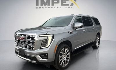 2025 GMC Yukon XL Denali