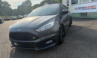 2018 Ford Focus ST