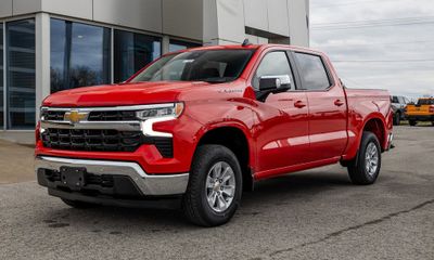 2026 Chevrolet Silverado LT