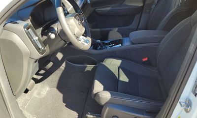 2023 Volvo C40 Plus Dark