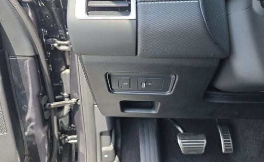 2026 Land Rover Discovery