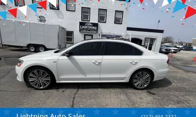 2015 Volkswagen Passat SE