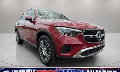 2026 Mercedes-Benz GLC-Class GLC300