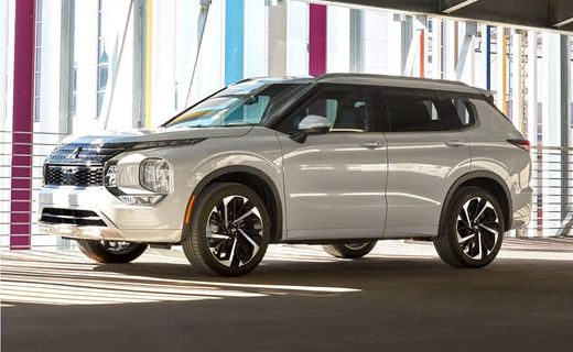 2022 Mitsubishi Outlander SE