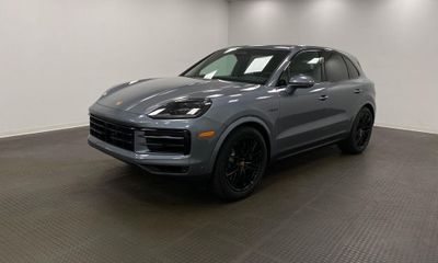 2026 Porsche Cayenne E Hybrid