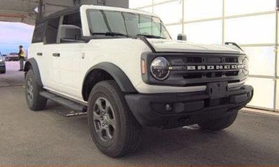2022 Ford Bronco Base Big Bend