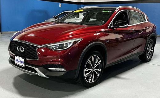 2017 Infiniti QX30 Premium