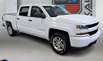 2018 Chevrolet Silverado Custom