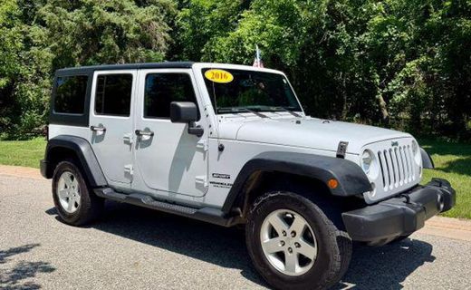 2016 Jeep Wrangler Sport