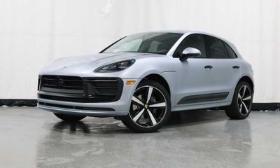 2026 Porsche Macan