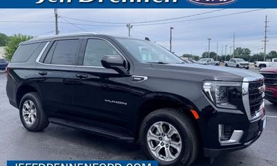 2023 GMC Yukon SLE