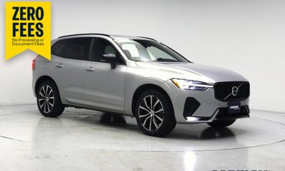 2023 Volvo XC60 Plus Dark