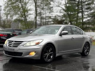 2011 Hyundai Genesis Middle Level