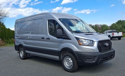 2026 Ford Transit Medium Roof
