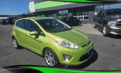 2011 Ford Fiesta SES