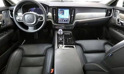 2024 Volvo S90 Ultimate Bright