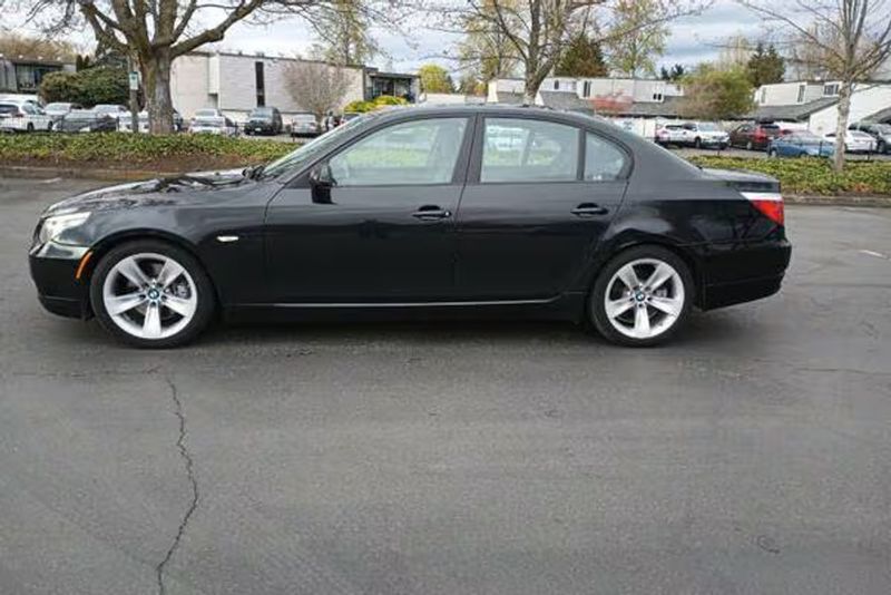 2008 Bmw 528I — a typically priced live listing