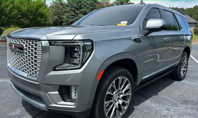 2024 GMC Yukon Denali