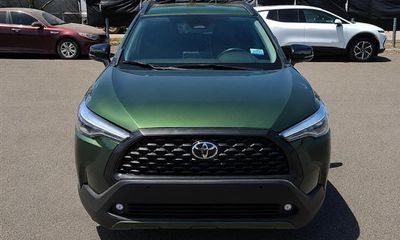 2025 Toyota Corolla Cross XLE