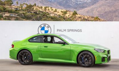 2025 BMW M2
