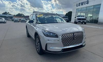 2023 Lincoln Corsair Standard
