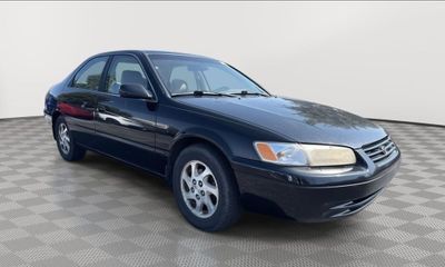 1999 Toyota Camry LE V6
