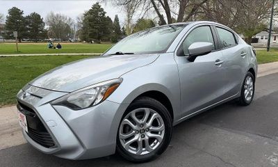 2017 Toyota Yaris IA 6A FOR